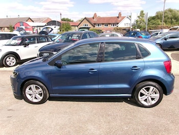 Used Volkswagen Polo 2017 for sale - 79388708: Photo