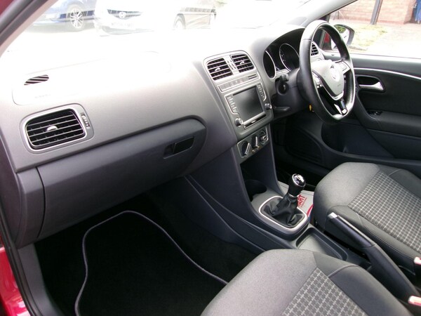 Used Volkswagen Polo 2015 for sale - 75154455: Photo 13