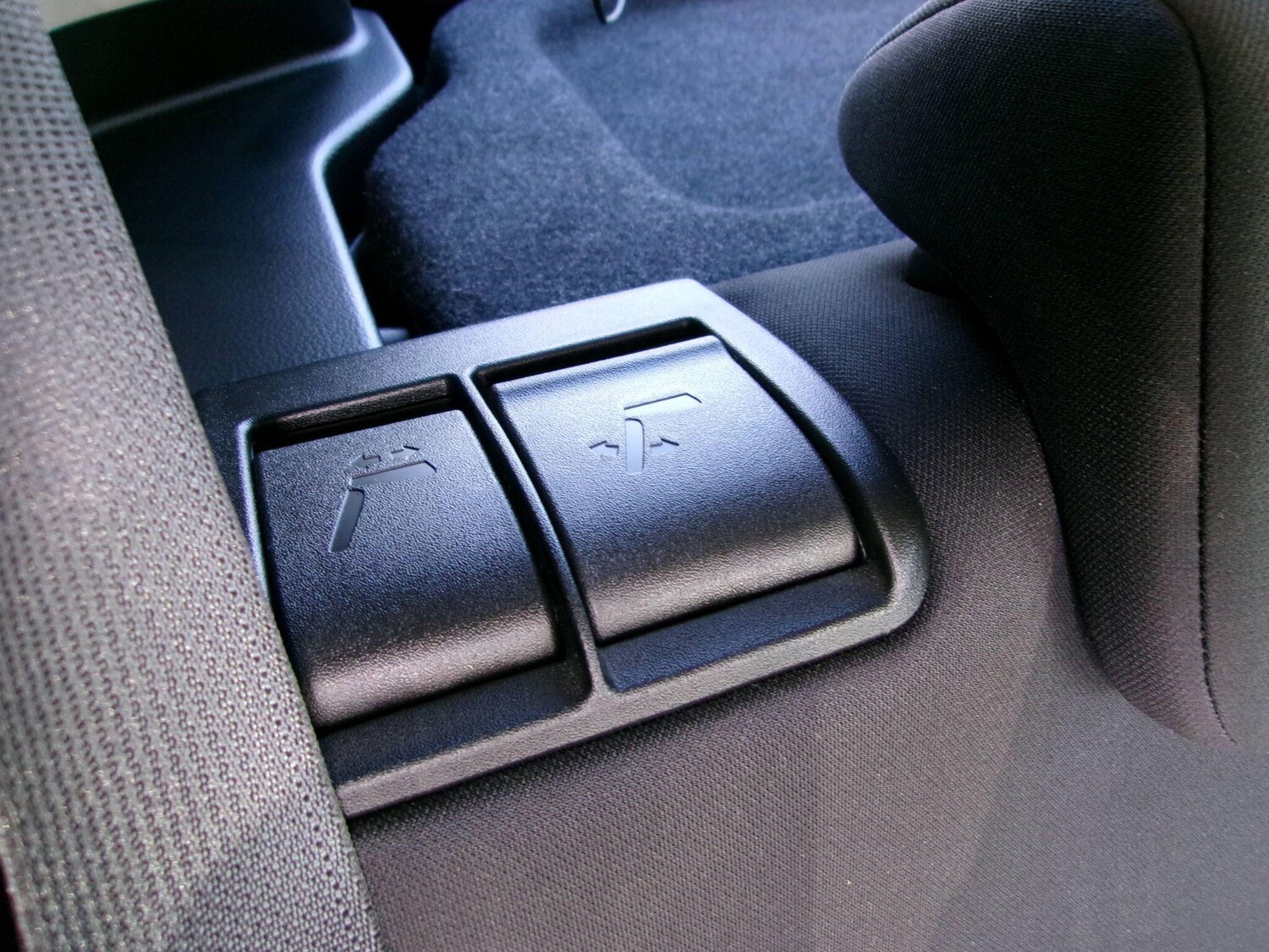 Used Suzuki Ignis 2022 for sale - 77724151: Photo 17