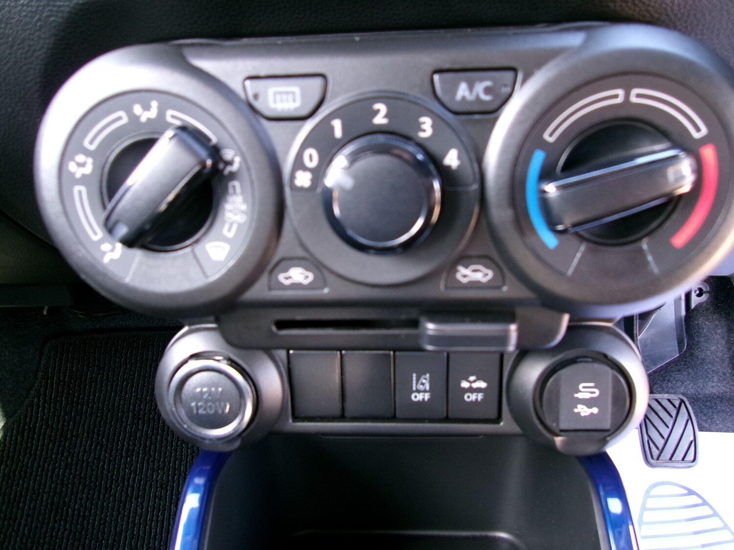 Used Suzuki Ignis 2022 for sale - 77724151: Photo 21