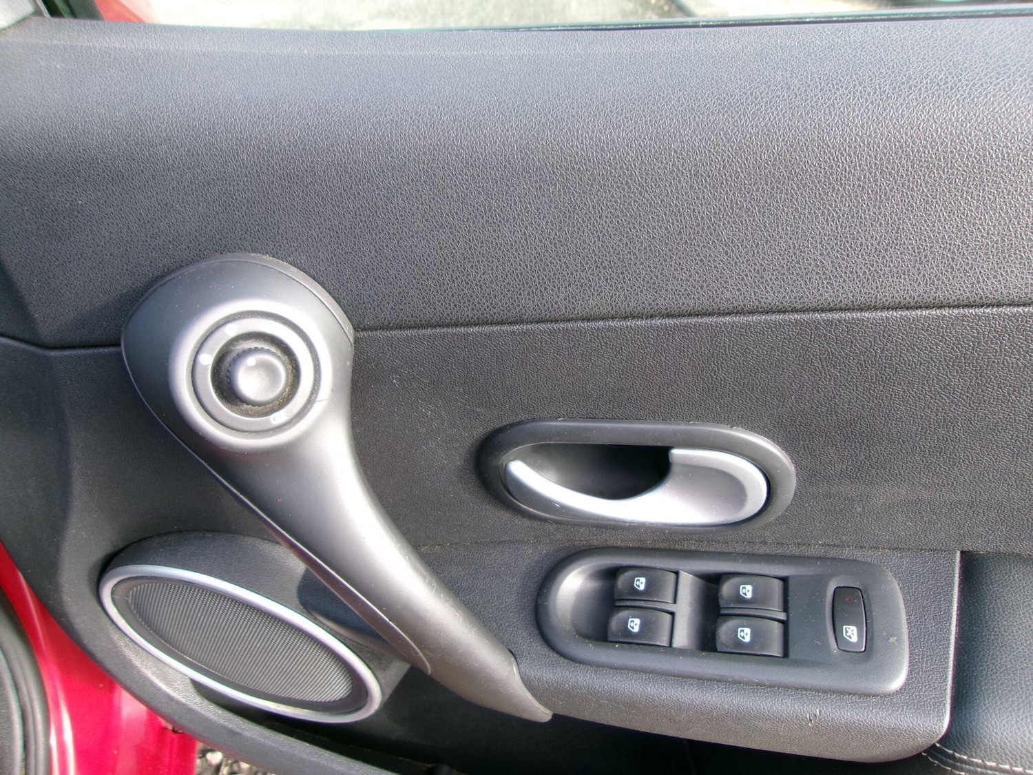 Used Renault Clio 2011 for sale - 76175035: Photo 22