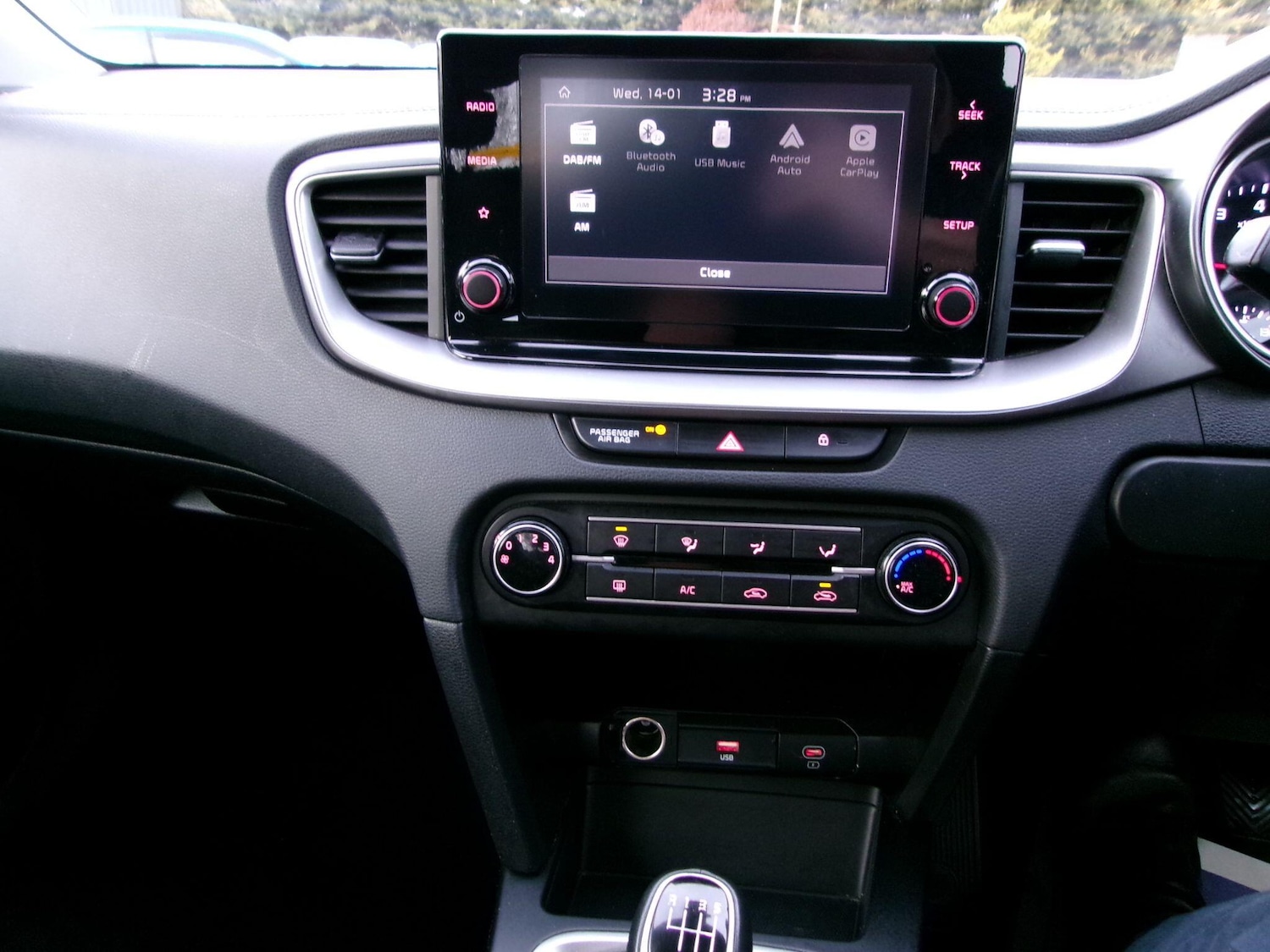 Used Kia XCeed 2023 for sale - 77203285: Photo 32