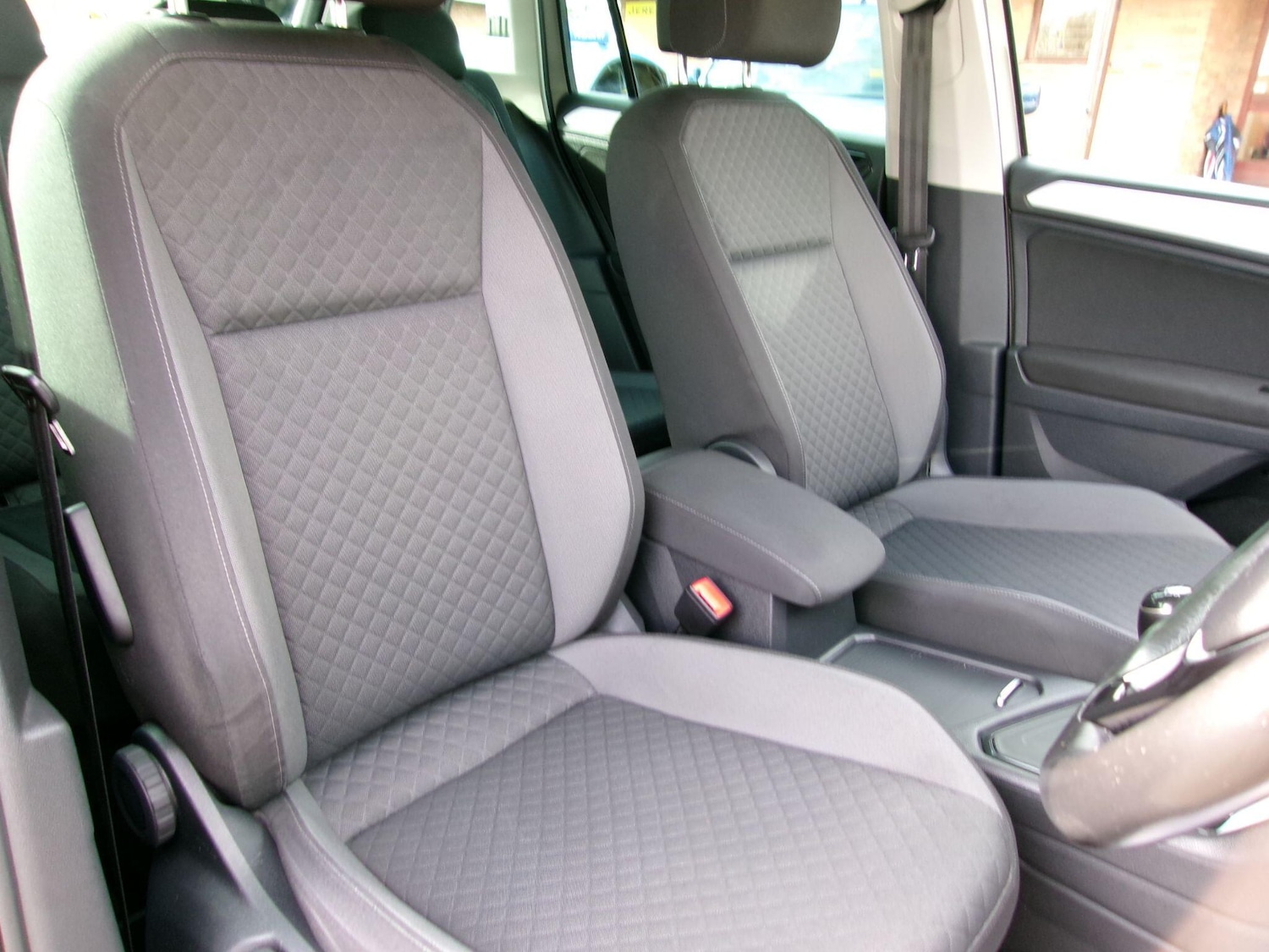 Used Volkswagen Tiguan for sale - 77657833: Photo 12