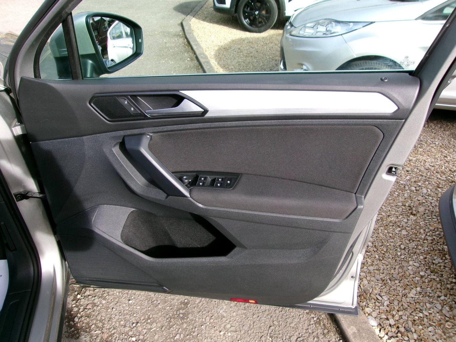 Used Volkswagen Tiguan for sale - 77657833: Photo 28