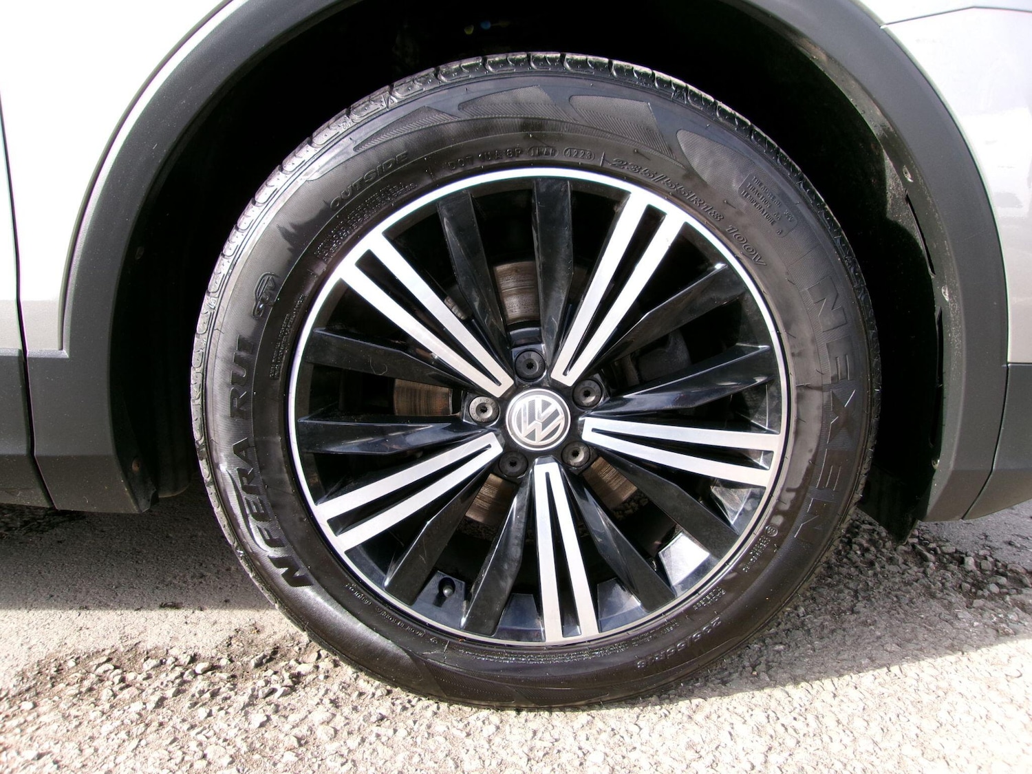 Used Volkswagen Tiguan for sale - 77657833: Photo 35