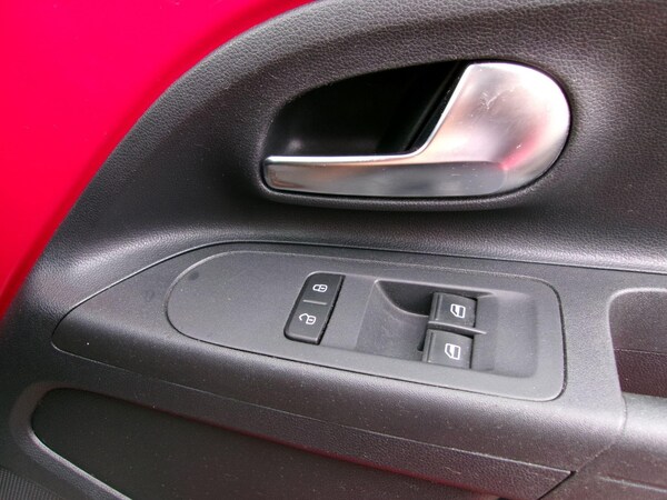 Used Volkswagen up! 2017 for sale - 75708643: Photo 17