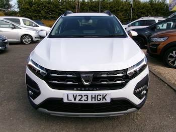 Used Dacia Sandero Stepway 2023 for sale - 78461880: Photo