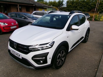 Used Dacia Sandero Stepway 2023 for sale - 78461880: Photo
