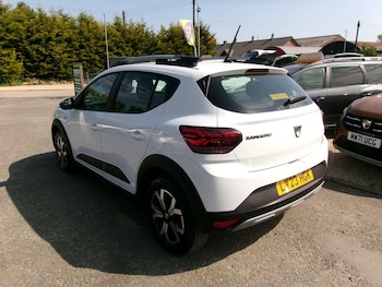 Used Dacia Sandero Stepway 2023 for sale - 78461880: Photo