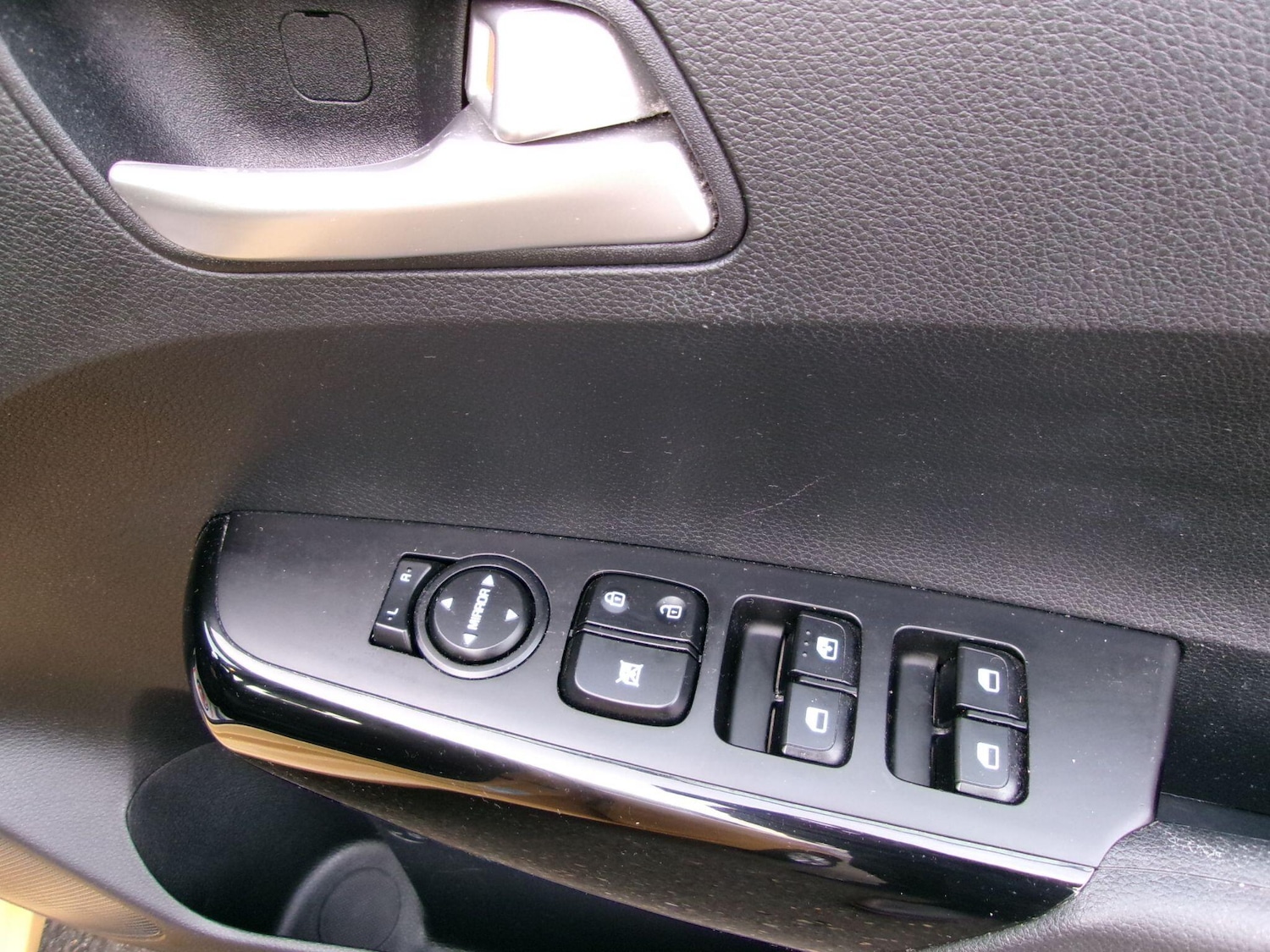 Used Kia Picanto 2023 for sale - 77155802: Photo 16