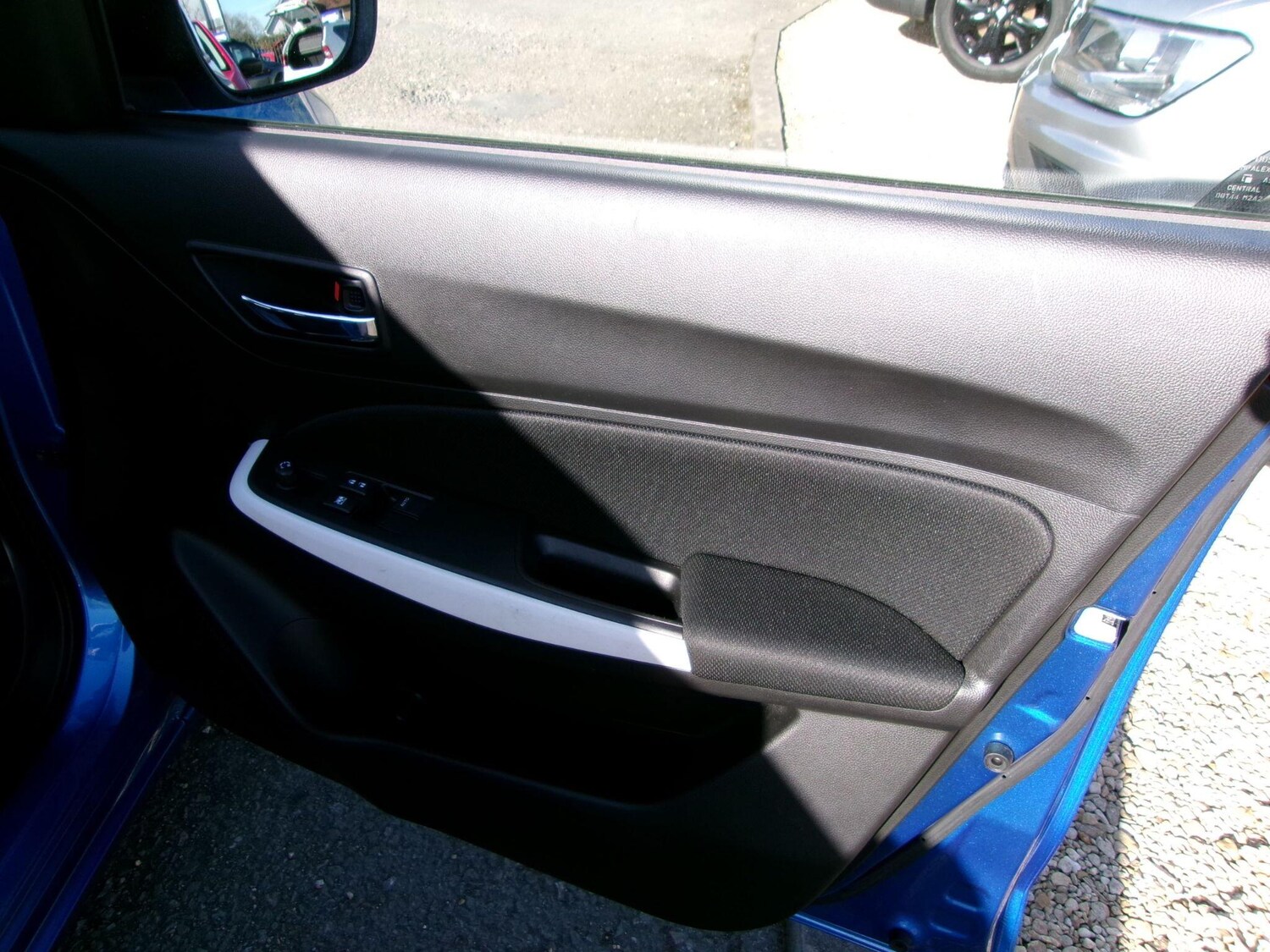 Used Suzuki Swift 2023 for sale - 77723718: Photo 24