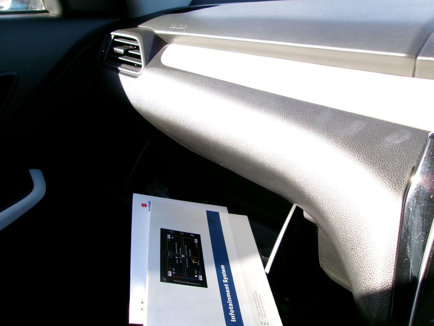 Used Suzuki Swift 2023 for sale - 77723718: Photo 39