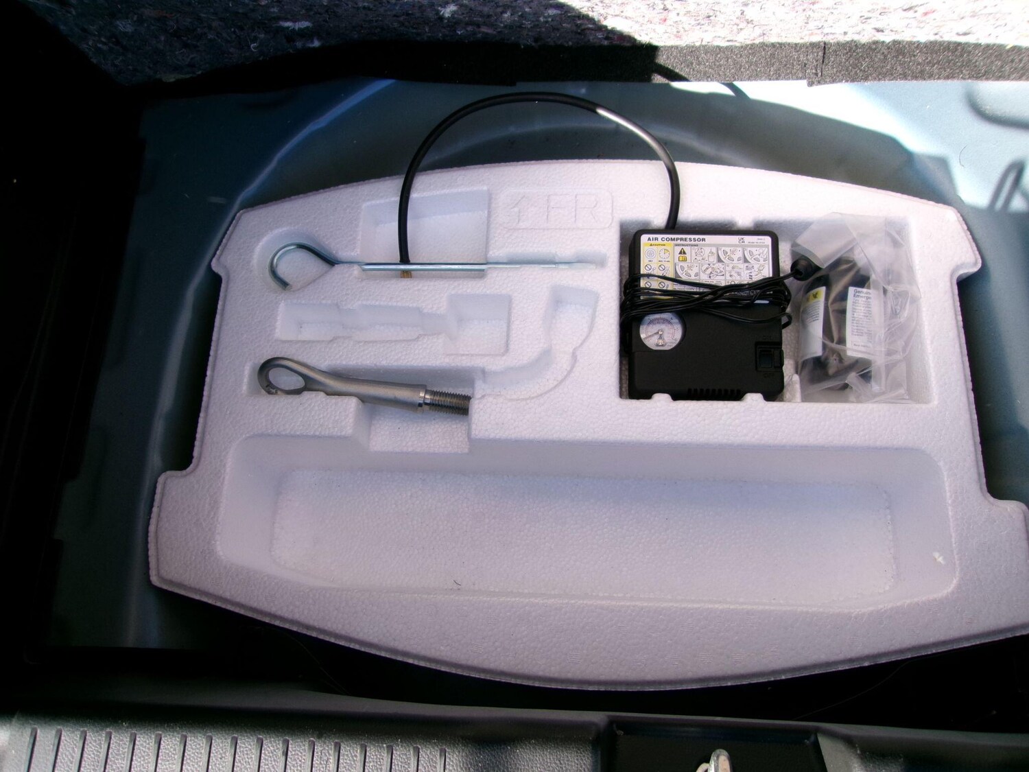 Used Suzuki Swift 2023 for sale - 77723718: Photo 40