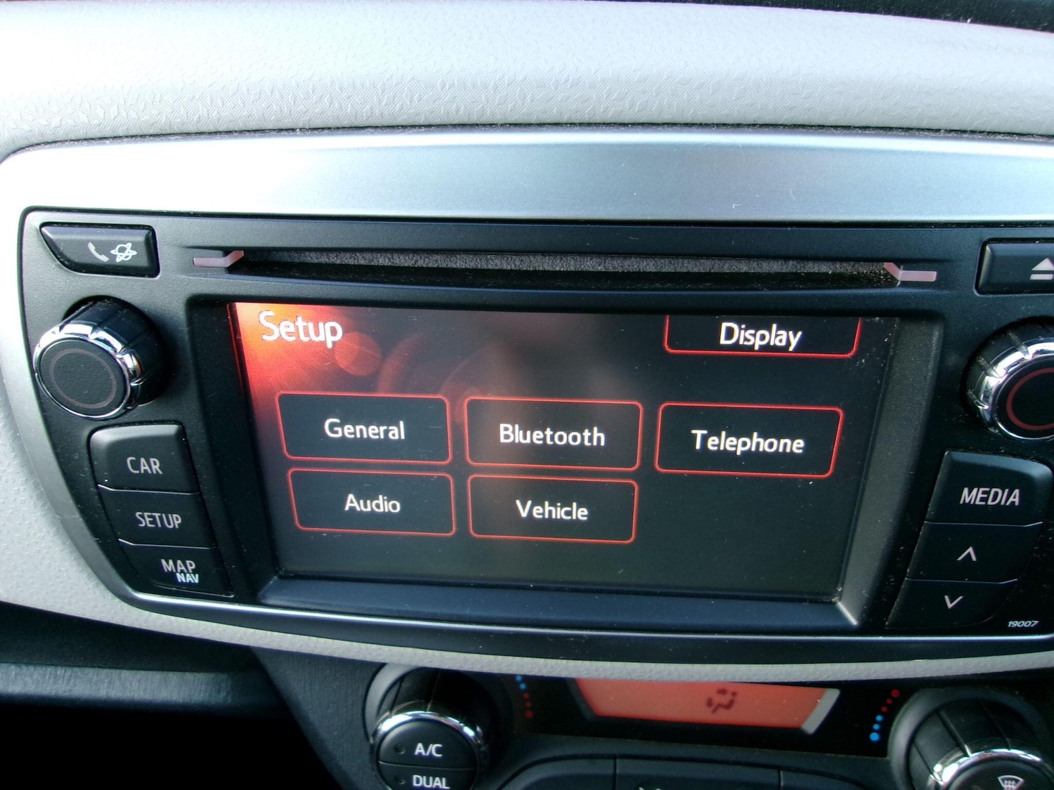 Used Toyota Yaris 2012 for sale - 77882223: Photo 36