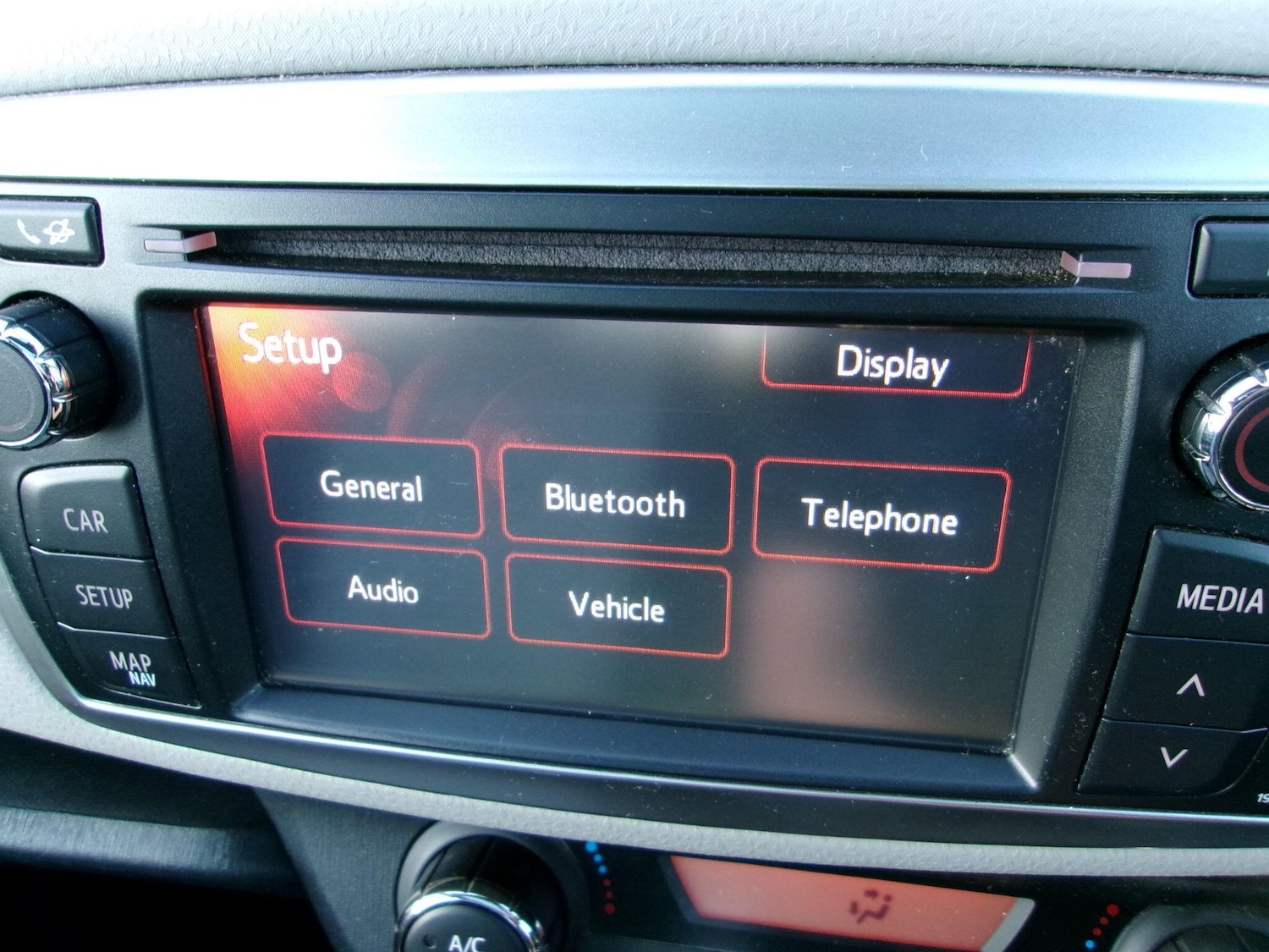 Used Toyota Yaris 2012 for sale - 77882223: Photo 37