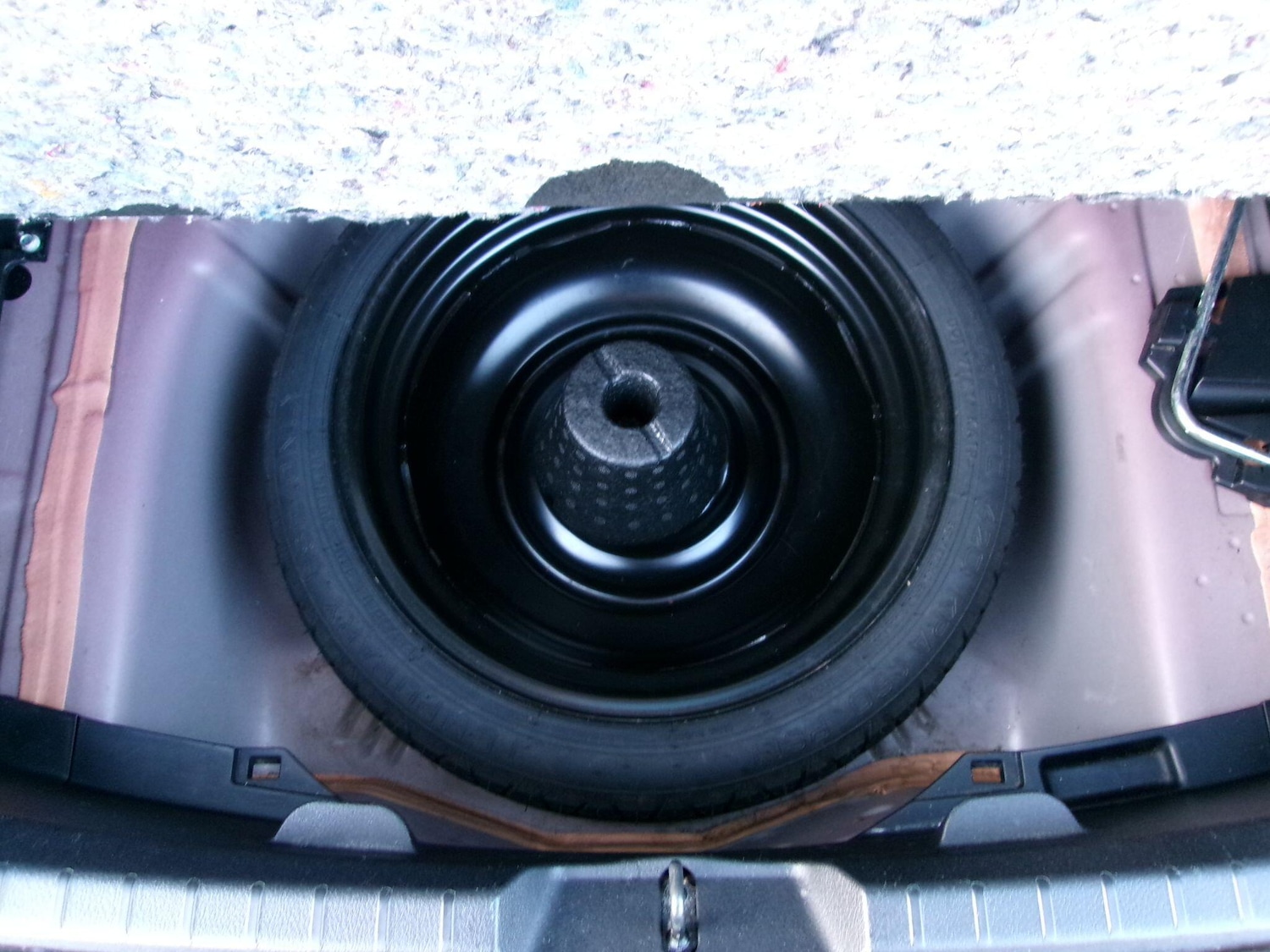 Used Toyota Yaris 2012 for sale - 77882223: Photo 56