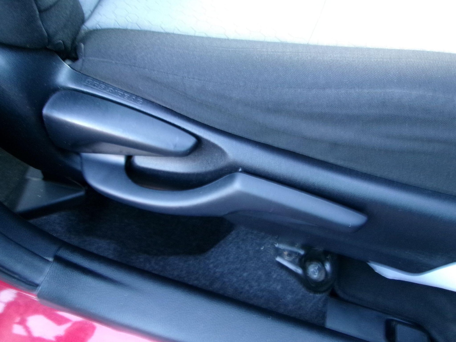 Used Toyota Yaris 2012 for sale - 77882223: Photo 64