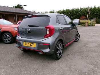 Used Kia Picanto 2021 for sale - 76228075: Photo 2
