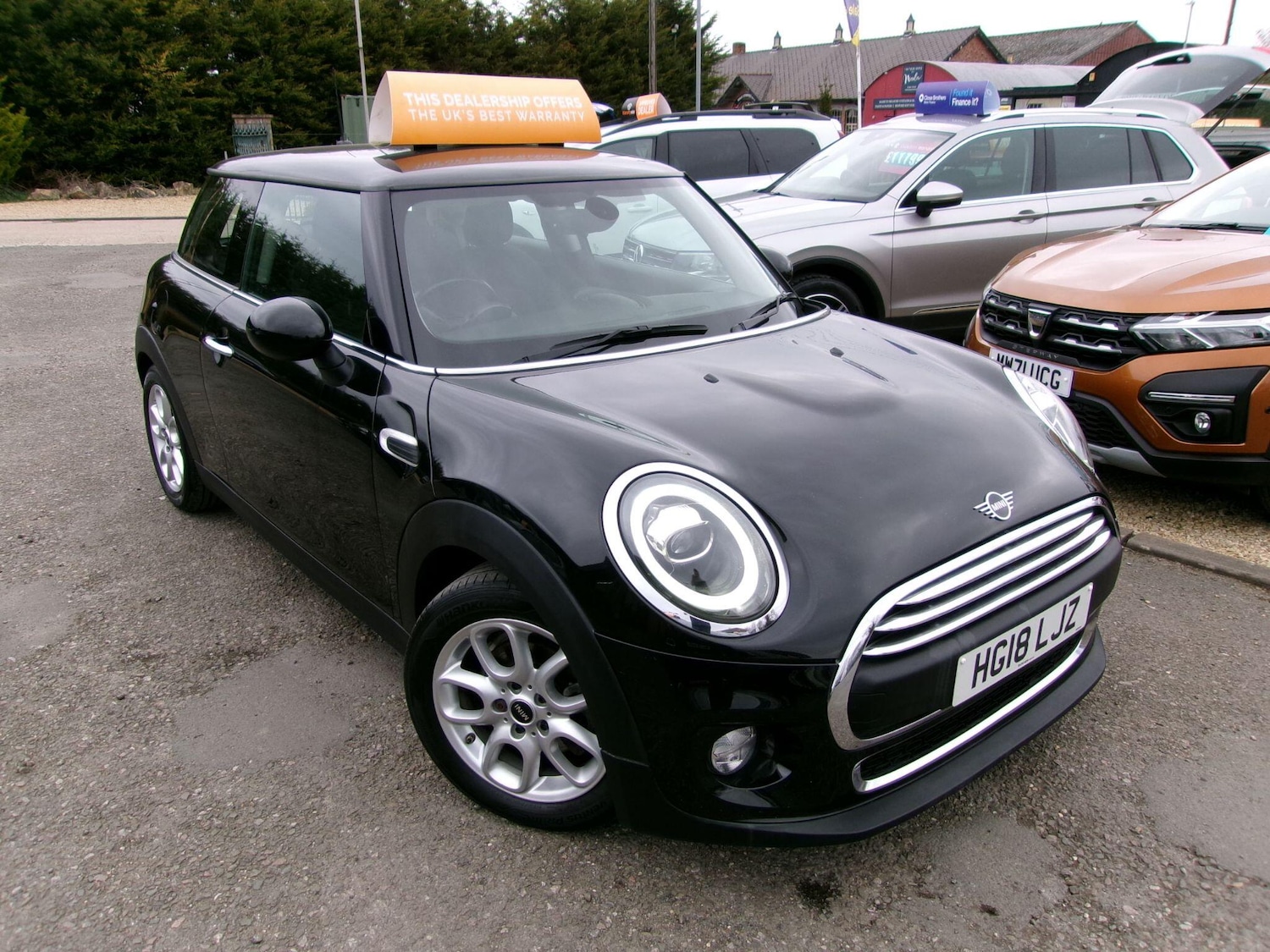 Used MINI Hatch 2018 for sale - 77737152: Photo 1