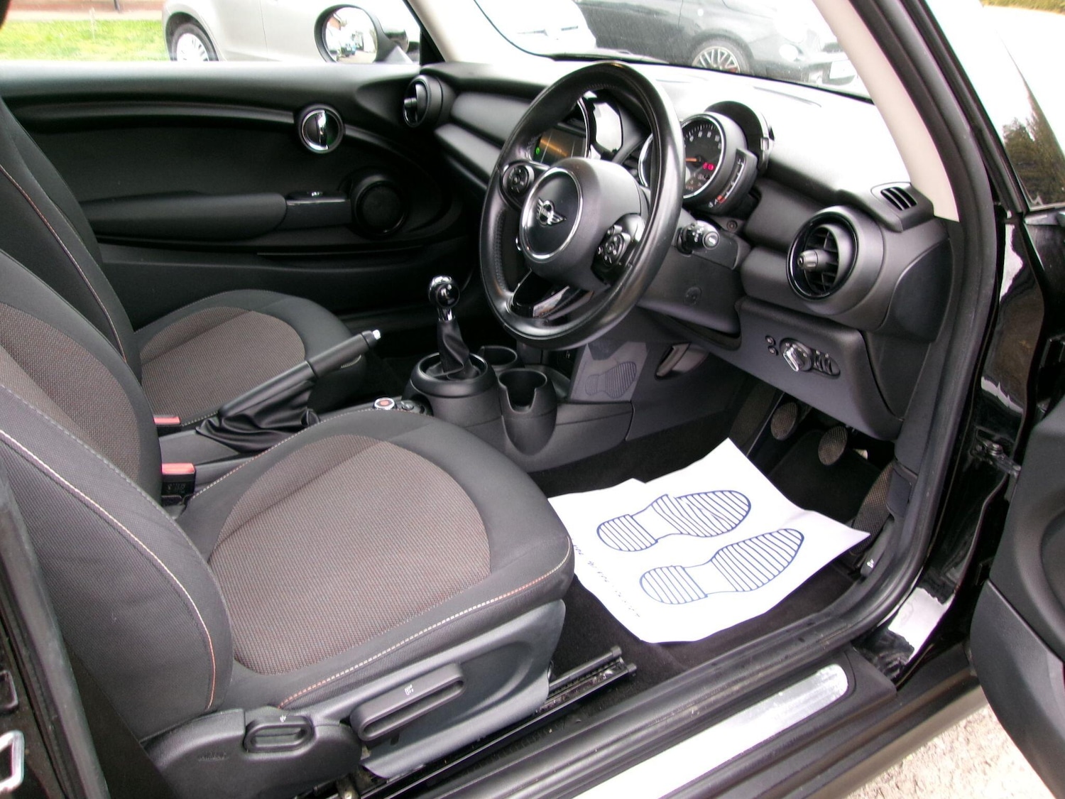 Used MINI Hatch 2018 for sale - 77737152: Photo 12