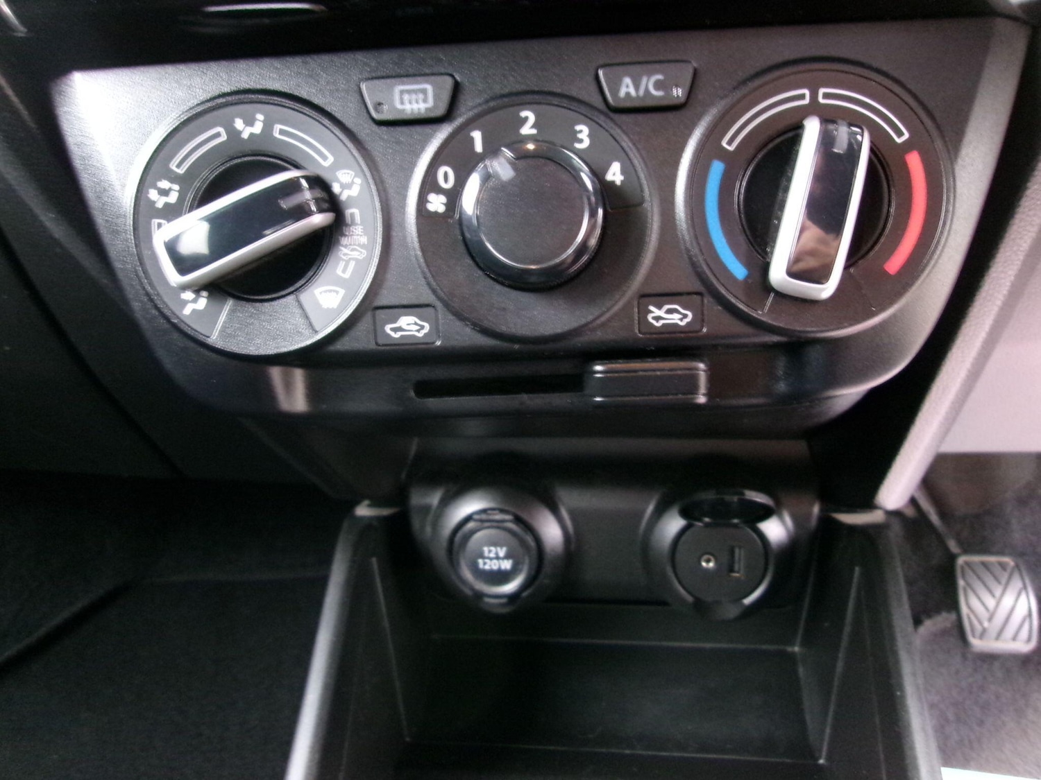 Used Suzuki Swift 2020 for sale - 76423896: Photo 19