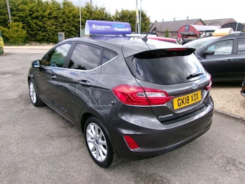 Used Ford Fiesta 2018 for sale - 78585798: Photo