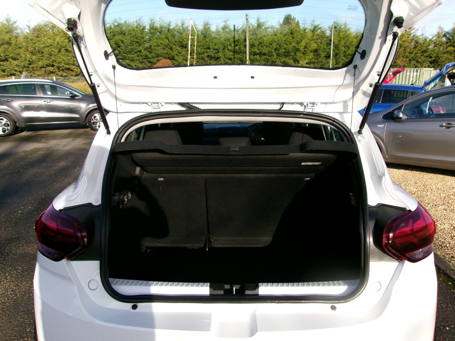 Used Dacia Sandero Stepway 2023 for sale - 76742324: Photo 43