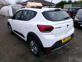 Used Dacia Sandero Stepway 2021 for sale - 77386511: Photo