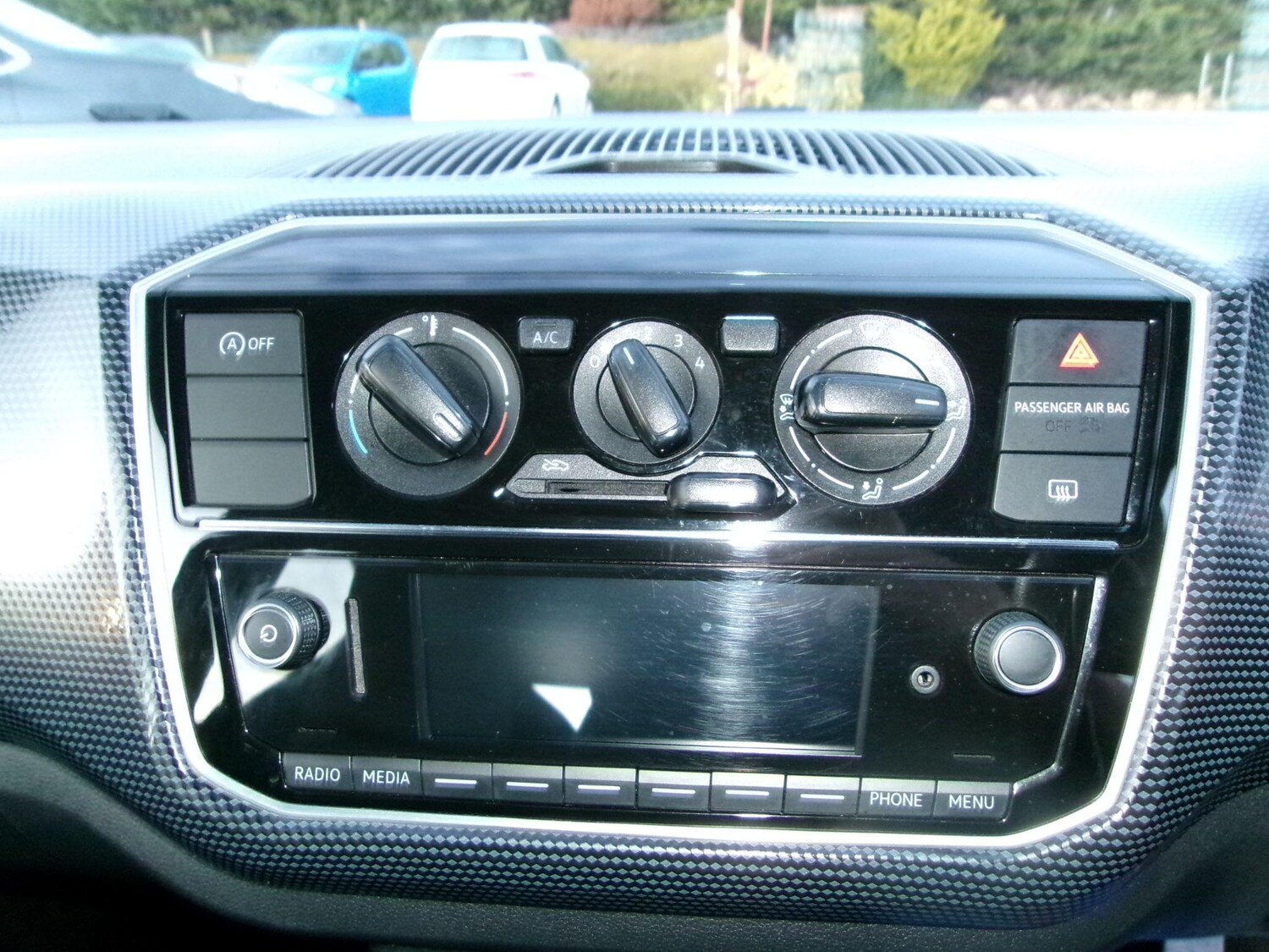 Used Volkswagen up! 2019 for sale - 76765265: Photo 24