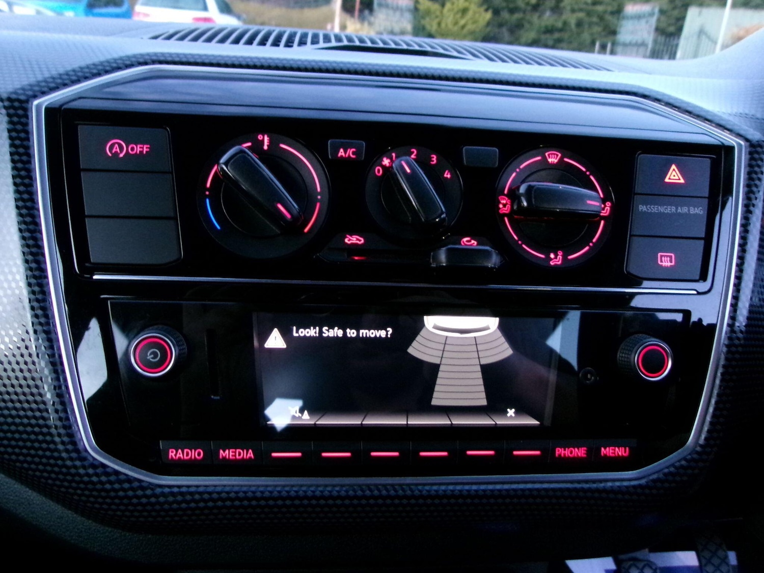 Used Volkswagen up! 2019 for sale - 76765265: Photo 26