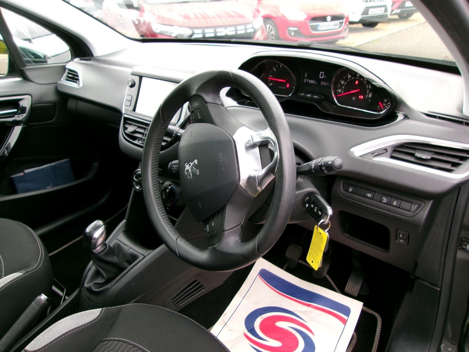 Used Peugeot 208 2015 for sale - 76424674: Photo 11