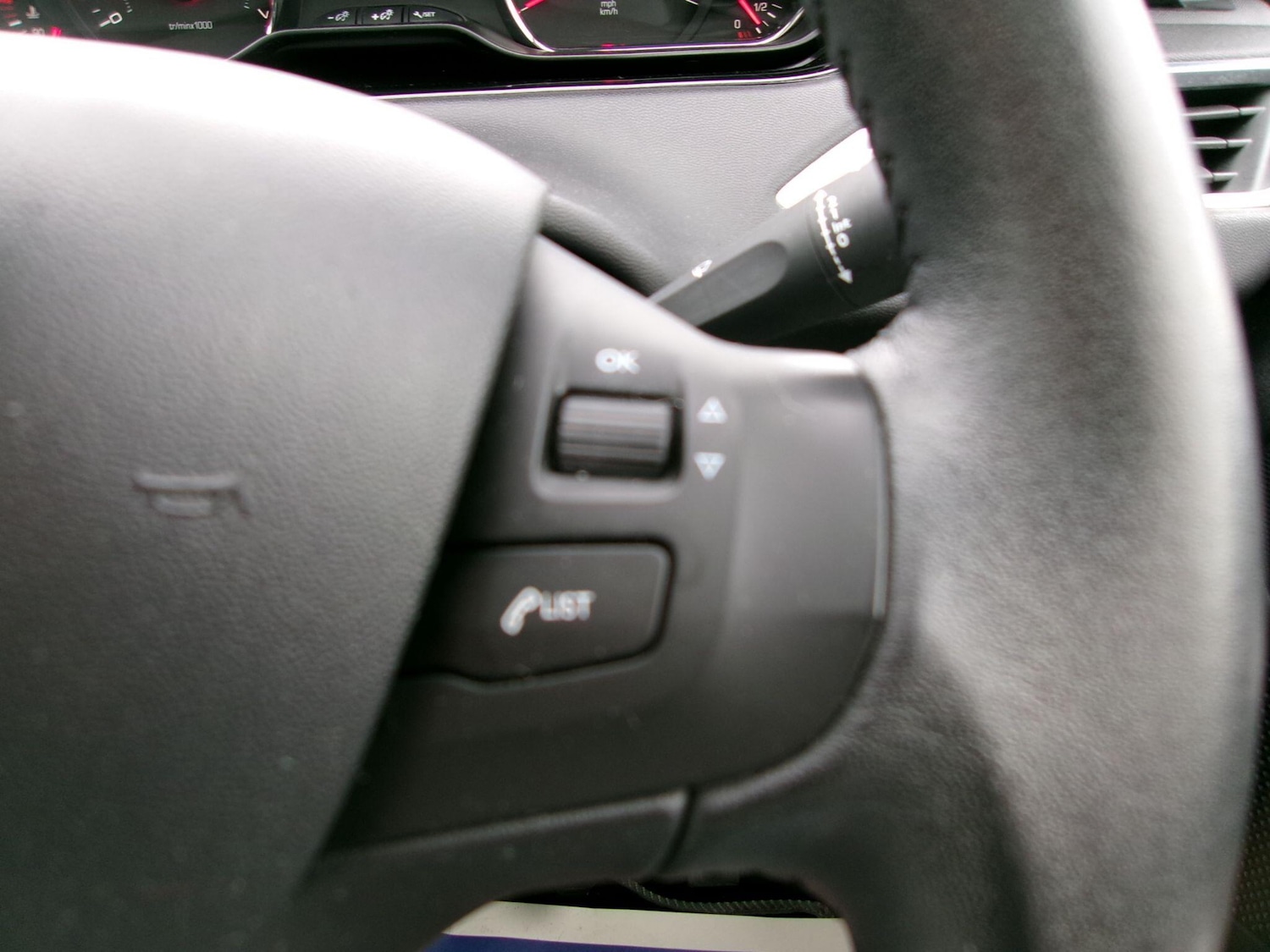 Used Peugeot 208 2015 for sale - 76424674: Photo 21