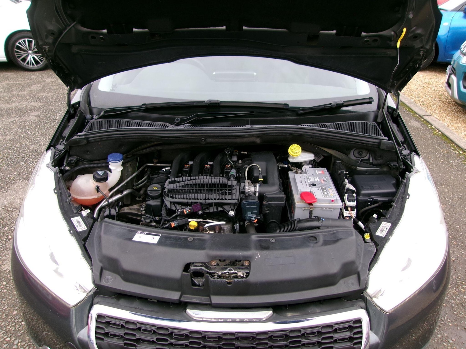 Used Peugeot 208 2015 for sale - 76424674: Photo 26