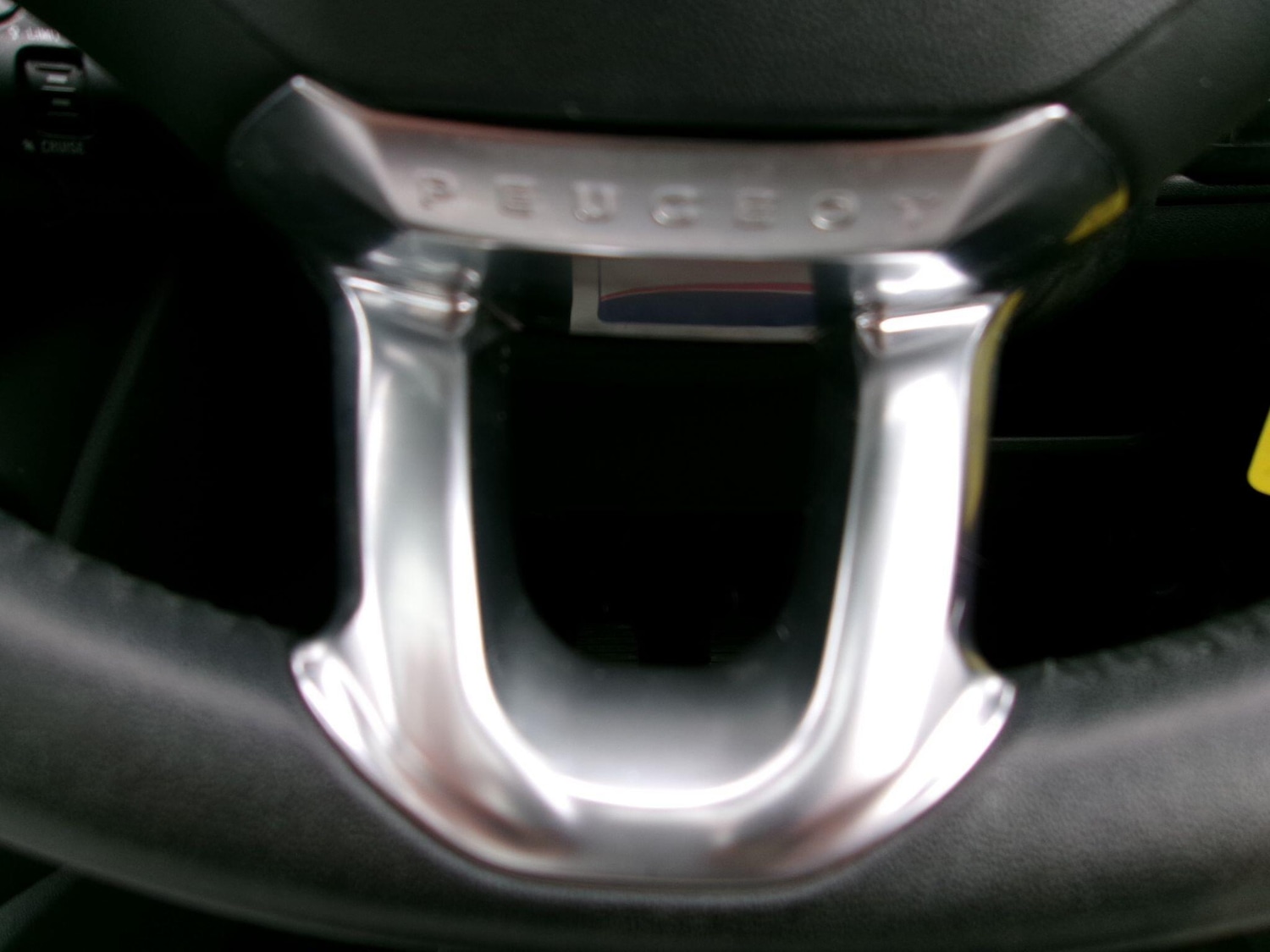 Used Peugeot 208 2015 for sale - 76424674: Photo 42