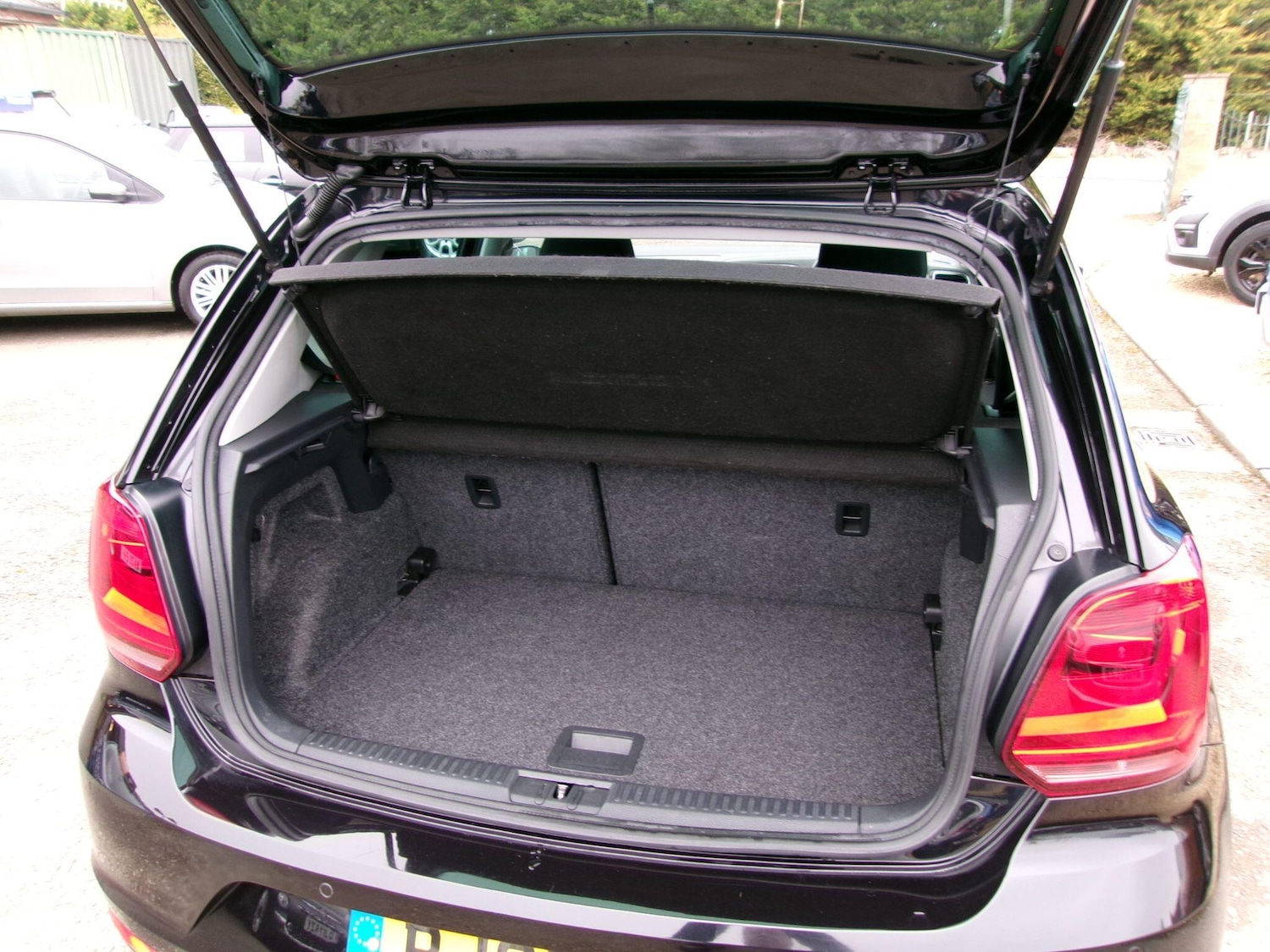 Used Volkswagen Polo for sale - 77807932: Photo 28