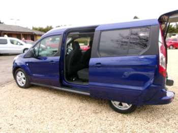 Used Ford Grand Tourneo Connect 2017 for sale - 74120357: Photo