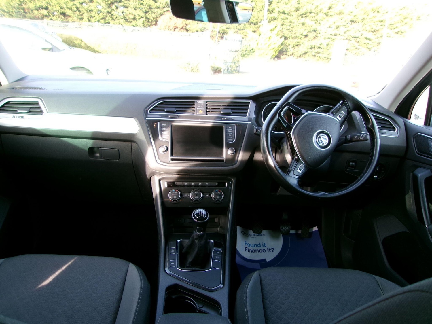 Used Volkswagen Tiguan 2017 for sale - 76572604: Photo 10