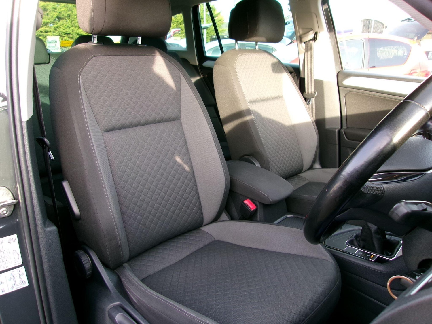 Used Volkswagen Tiguan 2017 for sale - 76572604: Photo 18