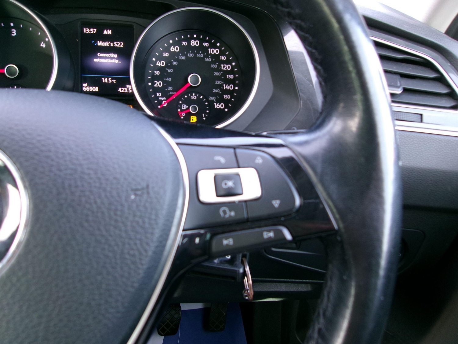 Used Volkswagen Tiguan 2017 for sale - 76572604: Photo 29