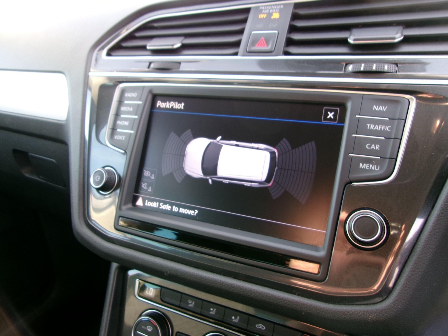 Used Volkswagen Tiguan 2017 for sale - 76572604: Photo 48