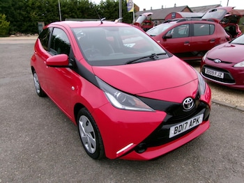 Used Toyota AYGO 2017 for sale - 76238673: Photo