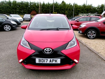 Used Toyota AYGO 2017 for sale - 76238673: Photo