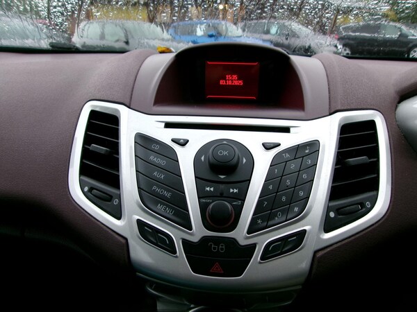 Used Ford Fiesta 2009 for sale - 76166725: Photo 22