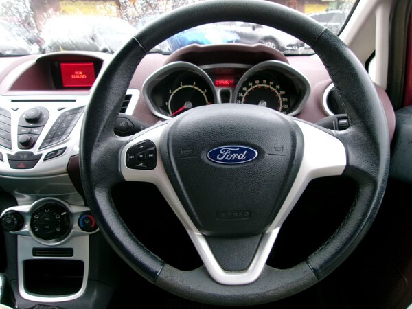 Used Ford Fiesta 2009 for sale - 76166725: Photo 25