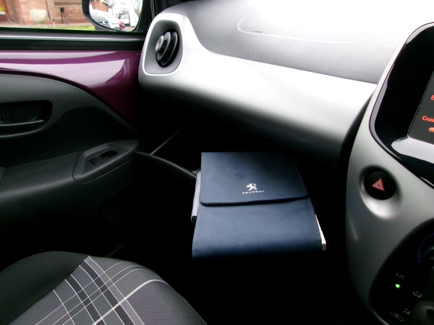 Used Peugeot 108 2017 for sale - 77215491: Photo 33