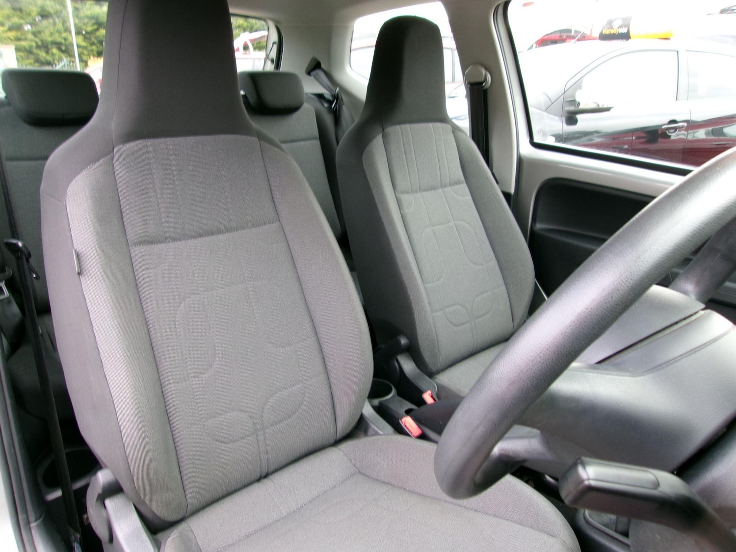 Used Volkswagen up! 2015 for sale - 76152325: Photo 12