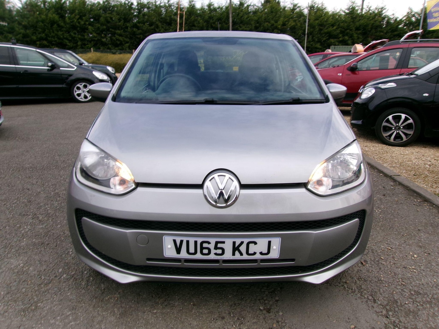Used Volkswagen up! 2015 for sale - 76152325: Photo 2