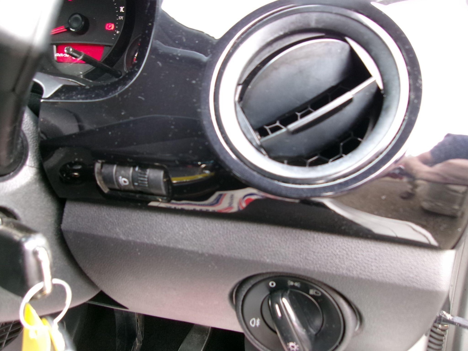 Used Volkswagen up! 2015 for sale - 76152325: Photo 34