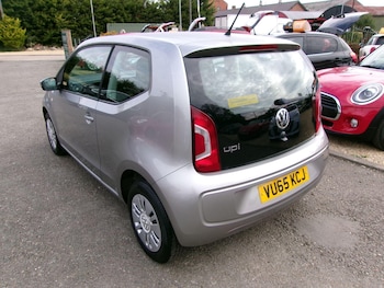 Used Volkswagen up! 2015 for sale - 76152325: Photo 4