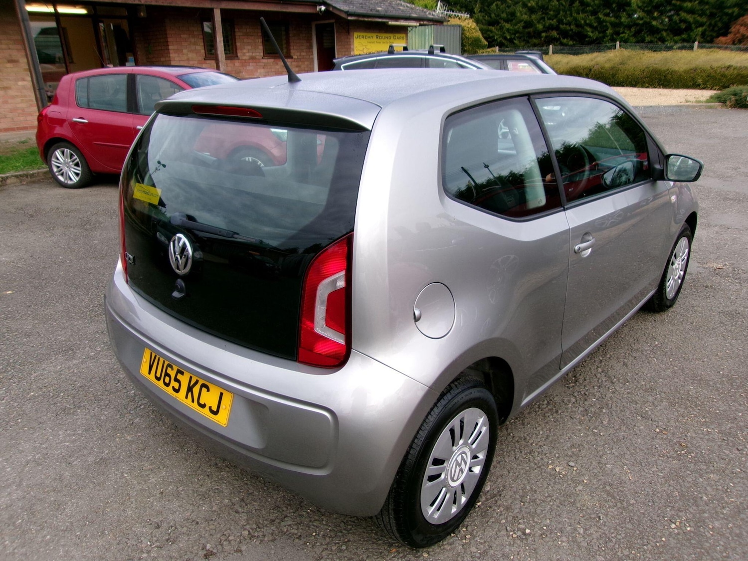 Used Volkswagen up! 2015 for sale - 76152325: Photo 8